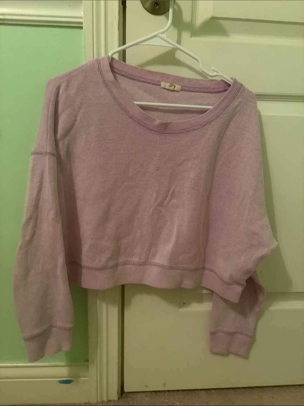 Hollister Lilac Cropped Crewneck Sweatshirt